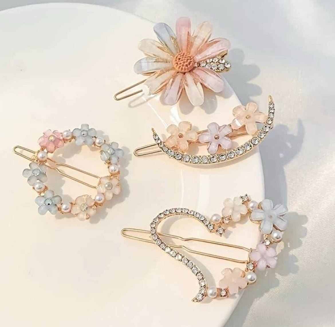 4 pc Korean Fancy acrylic Hair Clips Rhinestone