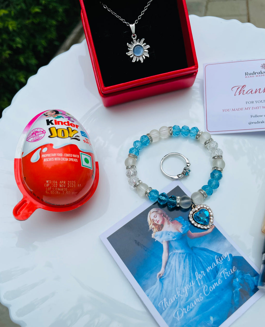 Kinder Joy Cinderella Queen Special Hamper