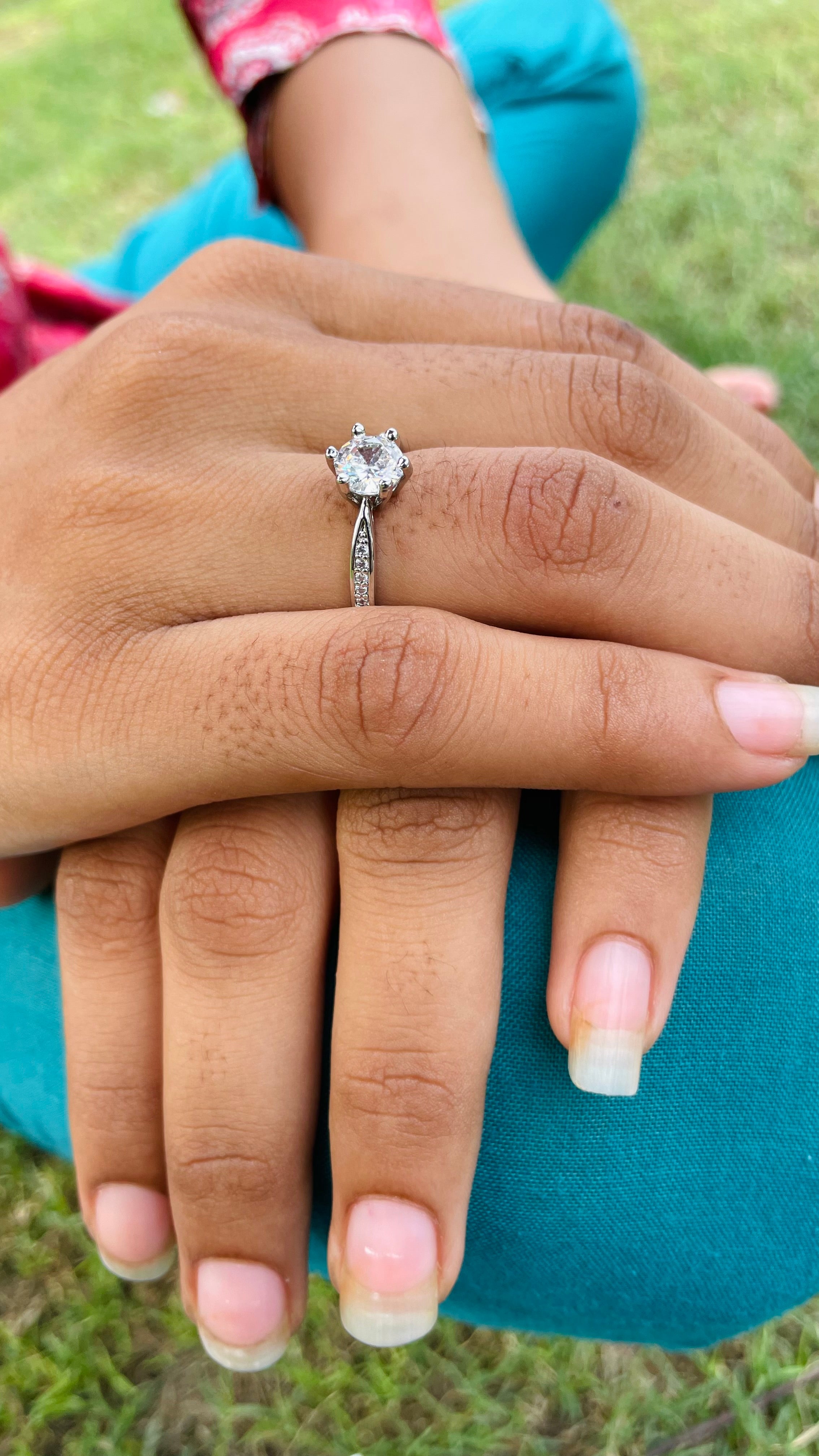 Elegant Solitaire Crystal Engagement Ring for Women – Premium Silver Finish with Side Stones