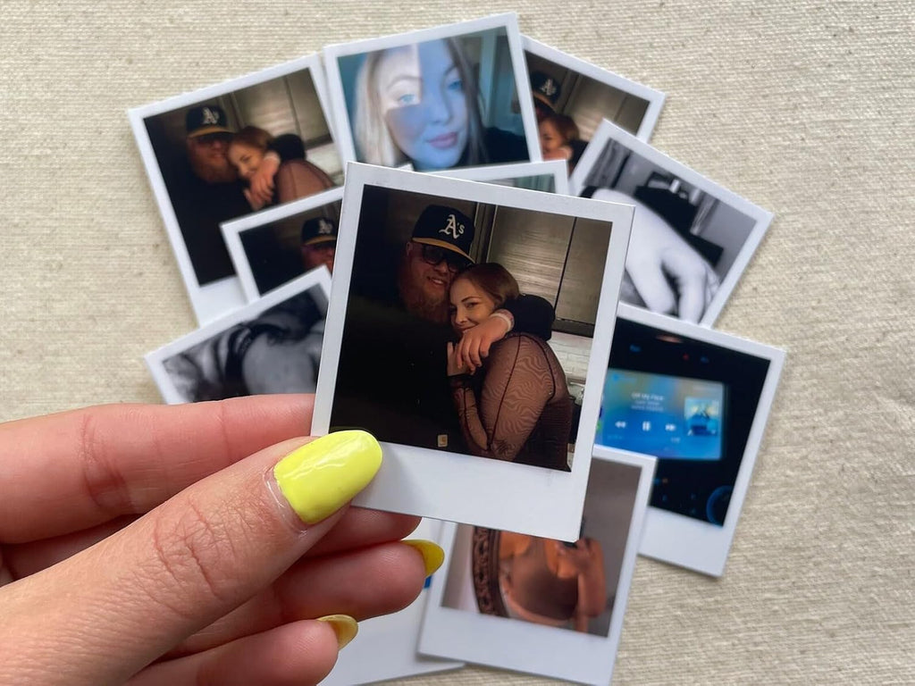 Mini Polaroid Photo Prints Set of 10 & Get 5 Memoroids free! ( Size : 3X3 Inches )