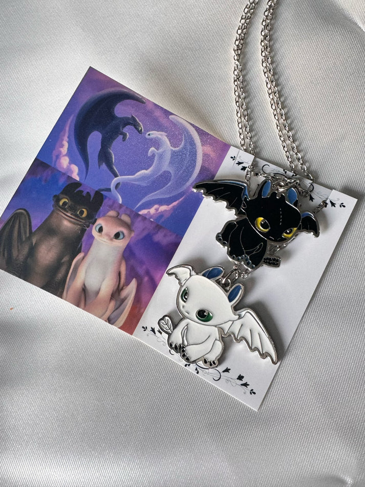 Toothless Night Fury Light Fury Charm Pendant Necklace ( How to train your Dragon )